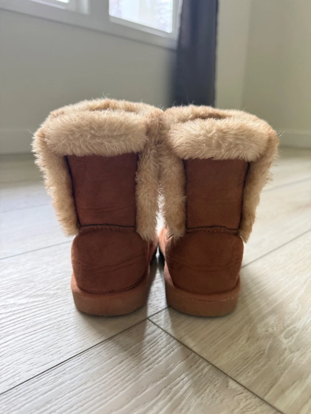 Falls Creek Kids Lined Boot Kids size 8